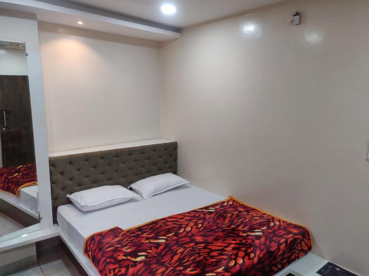 Hotel Rb Palace Indore Dış mekan fotoğraf