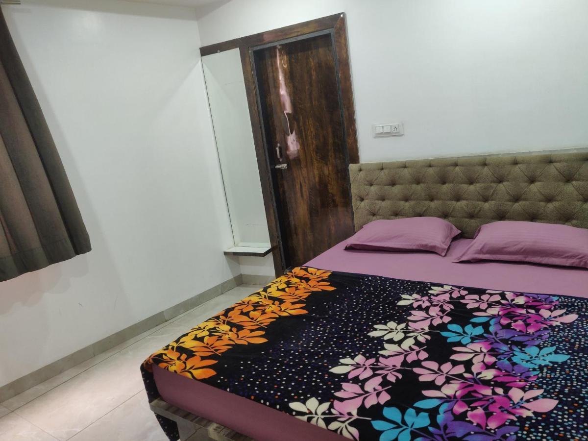 Hotel Rb Palace Indore Dış mekan fotoğraf