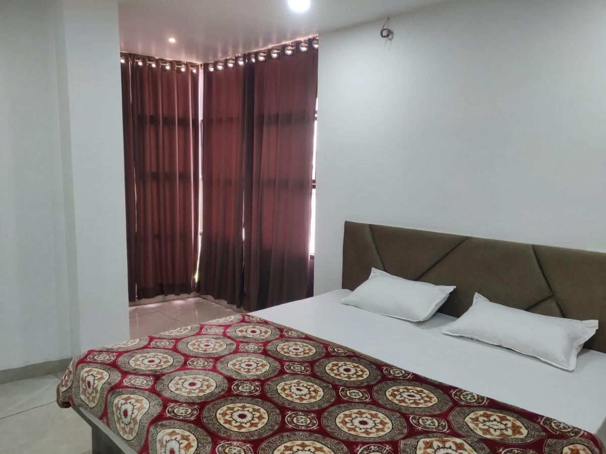 Hotel Rb Palace Indore Dış mekan fotoğraf