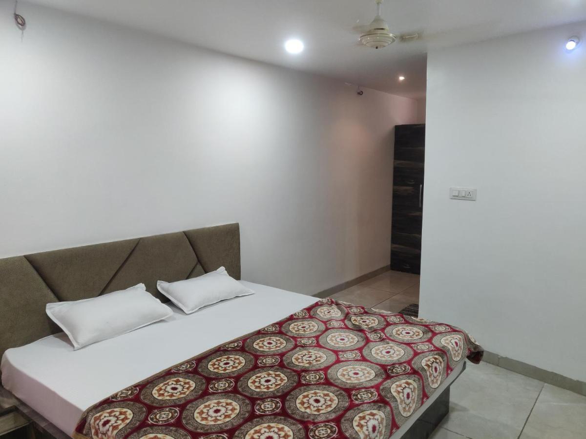 Hotel Rb Palace Indore Dış mekan fotoğraf